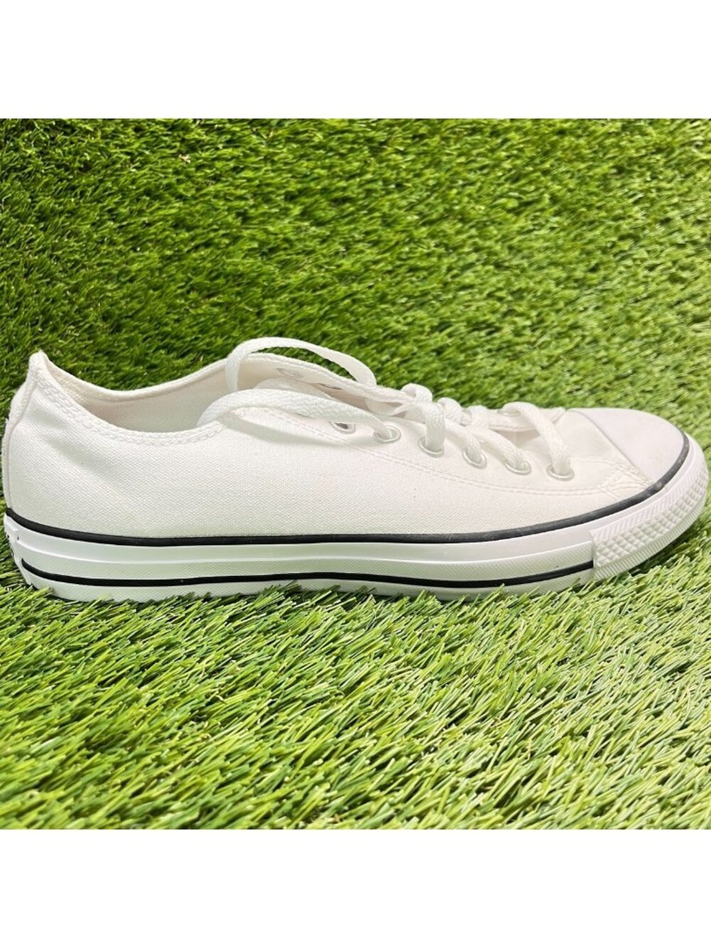 Converse Chuck Taylor All Star Ox Low Mens Size 9 White Athletic Shoes Sneakers